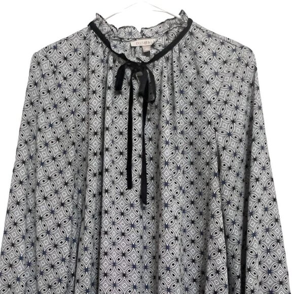 Roz & Ali Ruffle Neck Blouse. Geometric Print. Black/White/Blue. Size XL - Picture 1 of 13